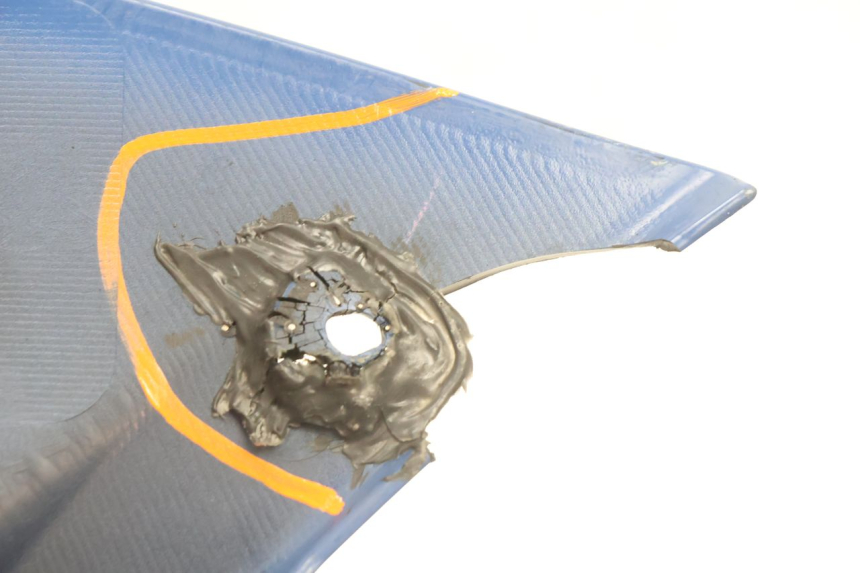 photo de FLANCO LATERAL DELANTERO DERECHO YAMAHA TDM ABS 900 (2002 - 2014) - Estado de la superficie y material