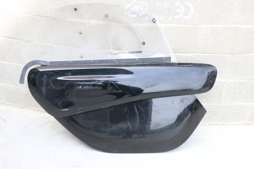 photo de CARENADO DELANTERO DERECHO RENAULT TWIZY 45 (2012 - 2019) - Vista principal