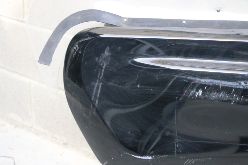 photo de CARENADO DELANTERO DERECHO RENAULT TWIZY 45 (2012 - 2019) - Zoom estado de uso