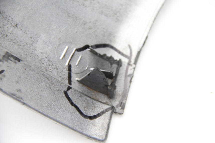 photo de CARENADO DELANTERO DERECHO SUZUKI UC EPICURO 125 (1999 - 2003) - Zoom estado de uso