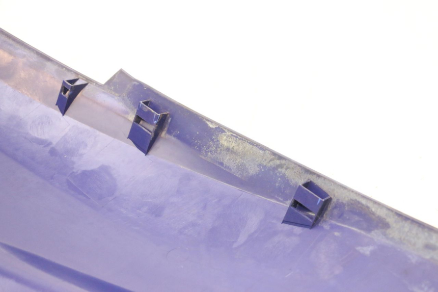 photo de CARENADO DELANTERO DERECHO YAMAHA WAVE RUNNER GP R 1200 (2000 - 2003) - Primer plano técnico