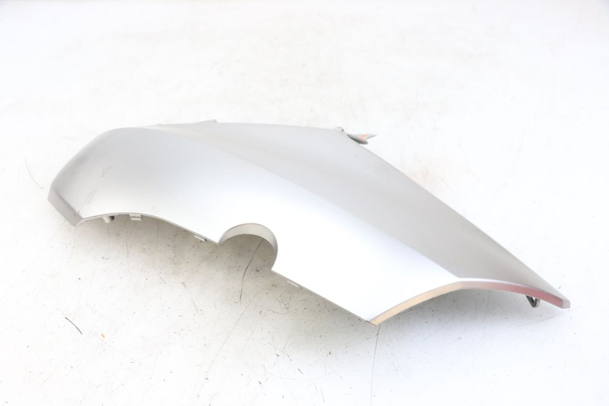 photo de FLANCO LATERAL DELANTERO DERECHO YAMAHA XMAX X-MAX ABS 125 (2017 - 2020) - Otra vista del artículo