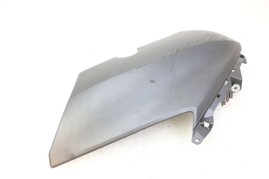 photo de CARENADO DELANTERO DERECHO YAMAHA XMAX X-MAX 125 (2021 - 2025) - Recambio usado revisado