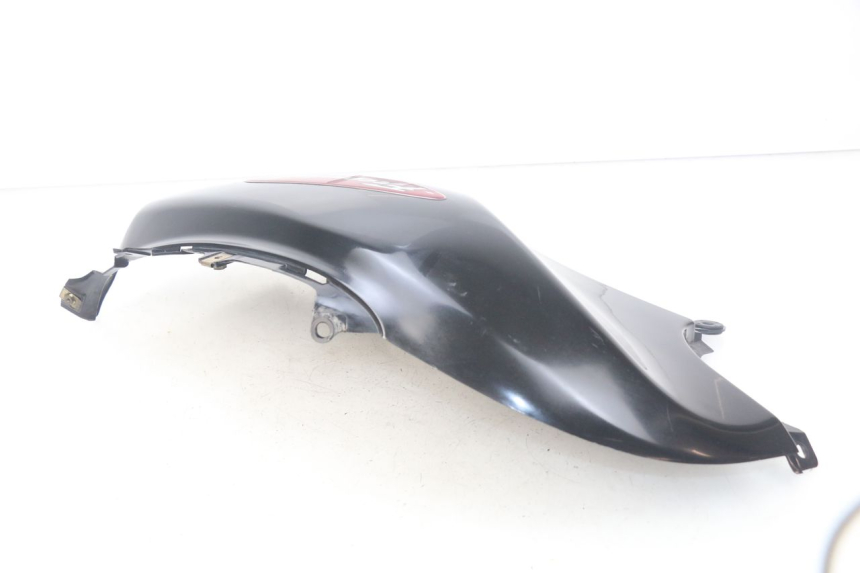 photo de FLANCO LATERAL DELANTERO DERECHO SUZUKI XF FREEWIND 650 (1997 - 2003) - Detalles de los puntos de fijación