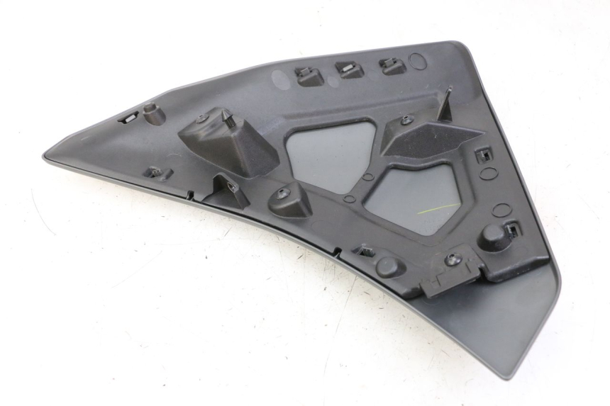 photo de CARENADO DELANTERO DERECHO YAMAHA TRACER 7 700 (2020 - 2024) - Otra perspectiva