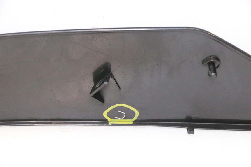 photo de CARENADO DELANTERO DERECHO YAMAHA YZF R6 600 (2008 - 2009) - Estado de la superficie y material