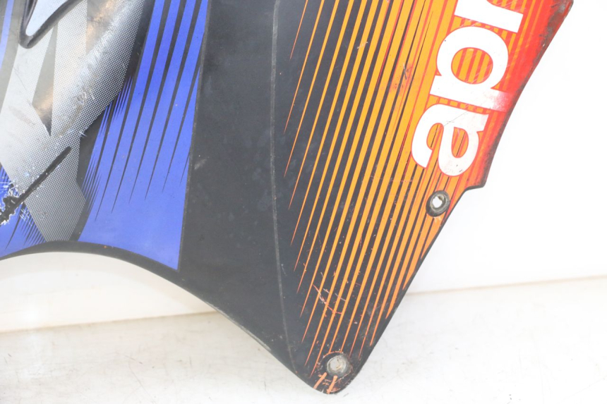 photo de CARENADO DELANTERO IZQUIERDO APRILIA RS 50 (1999 - 2005) - Características distintivas