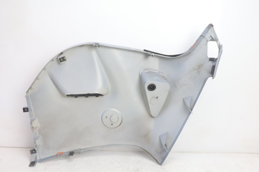 photo de FLANCO LATERAL DELANTERO IZQUIERDO BMW C1 125 (2000 - 2003) - Estado de la superficie y material