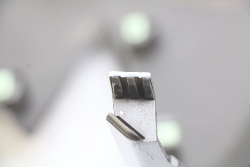 photo de FLANCO LATERAL DELANTERO IZQUIERDO PEUGEOT CITYSTAR 125 (2011 - 2017) - Zoom estado de uso