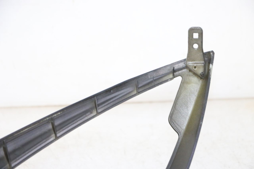 photo de CARENADO DELANTERO IZQUIERDO PEUGEOT CITYSTAR 50 (2013 - 2017) - Primer plano técnico