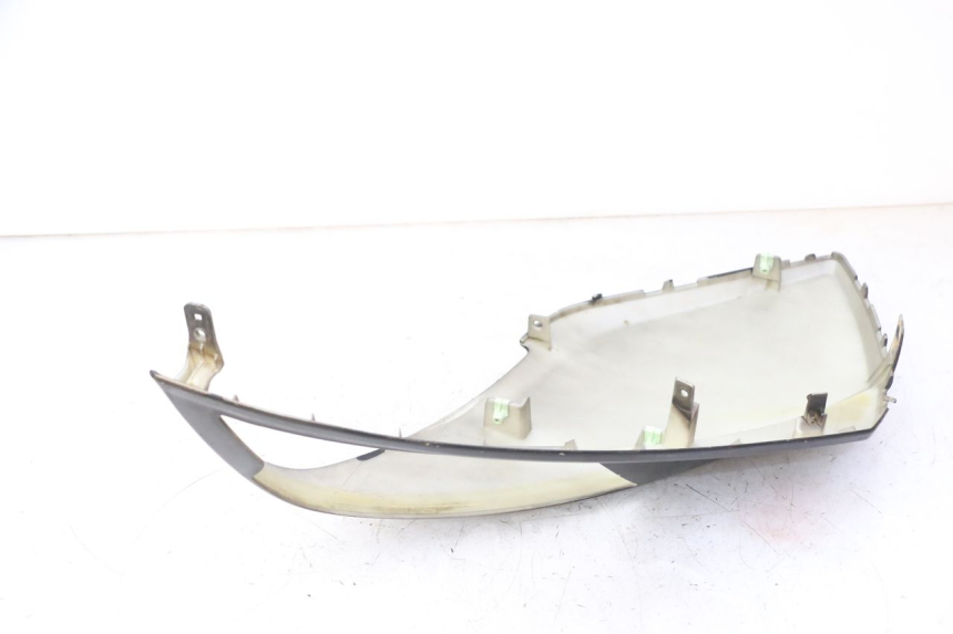 photo de CARENADO DELANTERO IZQUIERDO PEUGEOT CITYSTAR 50 (2013 - 2017) - Otra perspectiva