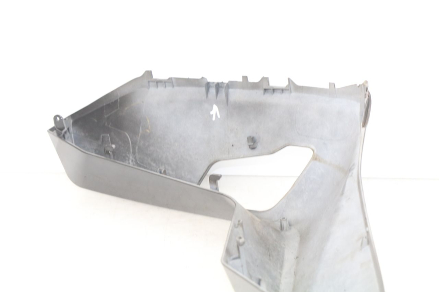 photo de CARENADO DELANTERO IZQUIERDO RIDE CLASSIC 2T 50 (2014 - 2022) - Detalles de los puntos de fijación