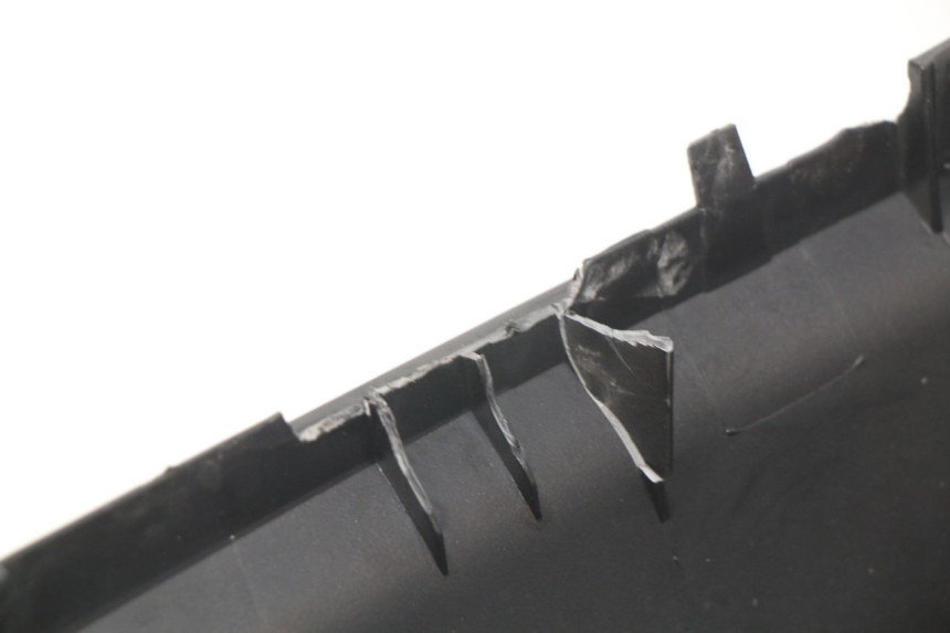 photo de CARENADO DELANTERO IZQUIERDO RIDE CLASSIC 2T 50 (2014 - 2022) - Zoom sobre los componentes