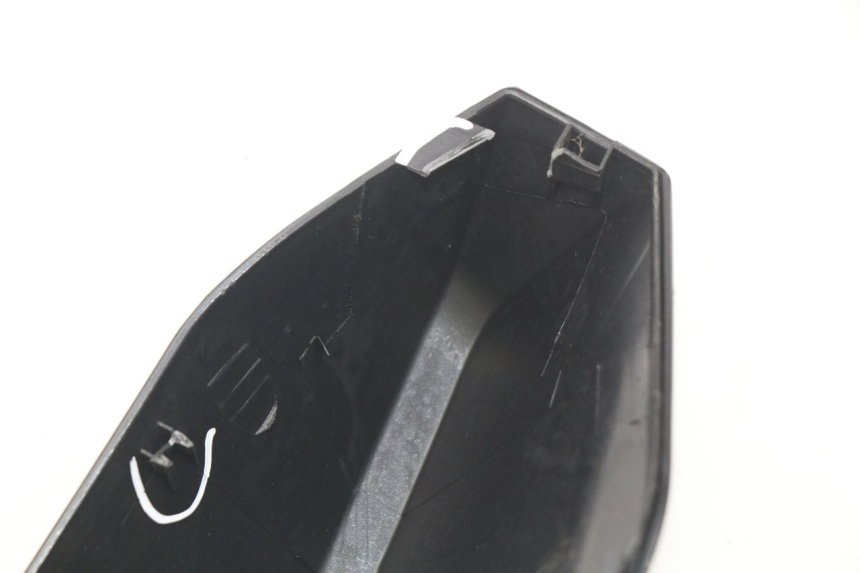 photo de CARENADO DELANTERO IZQUIERDO RIDE CLASSIC 2T 50 (2014 - 2022) - Enfoque en la estructura