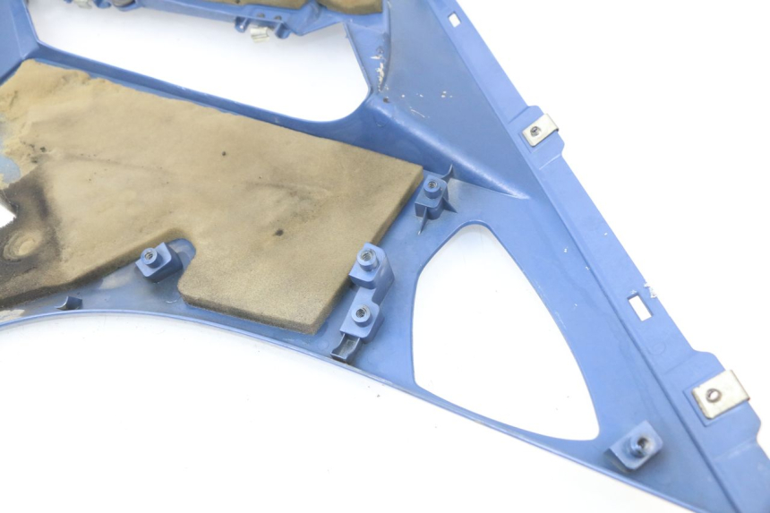 photo de CARENADO DELANTERO IZQUIERDO YAMAHA FJR ABS 1300 (2006 - 2012) - Detalles de los puntos de fijación