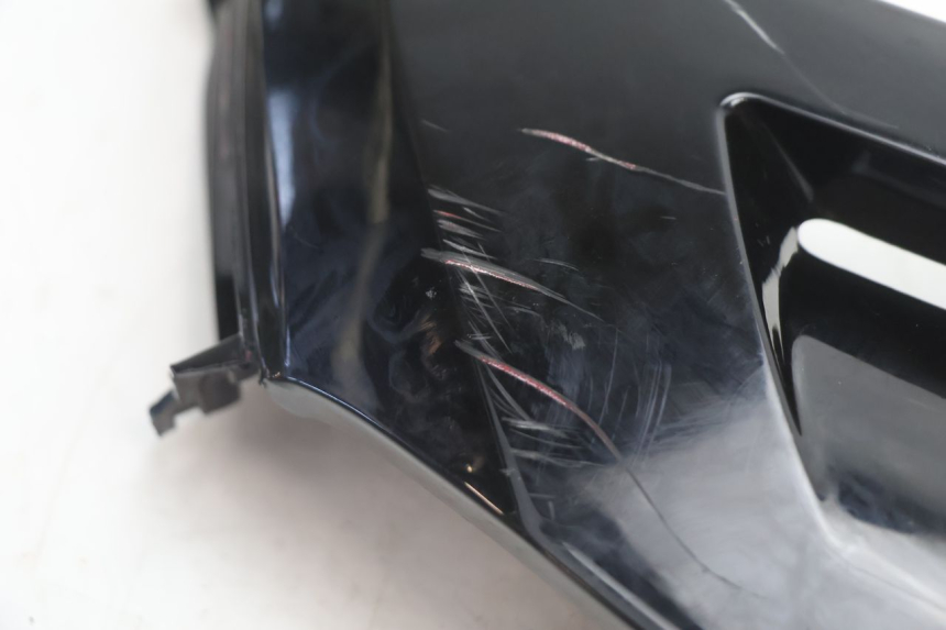 photo de CARENADO DELANTERO IZQUIERDO VASTRO GP 2T 50 (2013 - 2017) - Zoom estado de uso