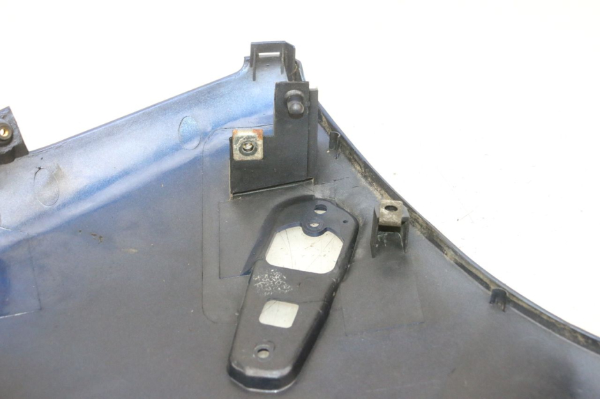 photo de CARENADO DELANTERO IZQUIERDO KAWASAKI GPX R WARBIRD 600 (1988 - 1993) - Detalles de los puntos de fijación