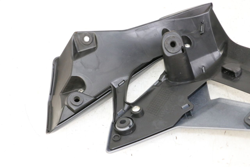 photo de CARENADO DELANTERO IZQUIERDO SUZUKI GSR 750 (2011 - 2017) - Vista general del producto