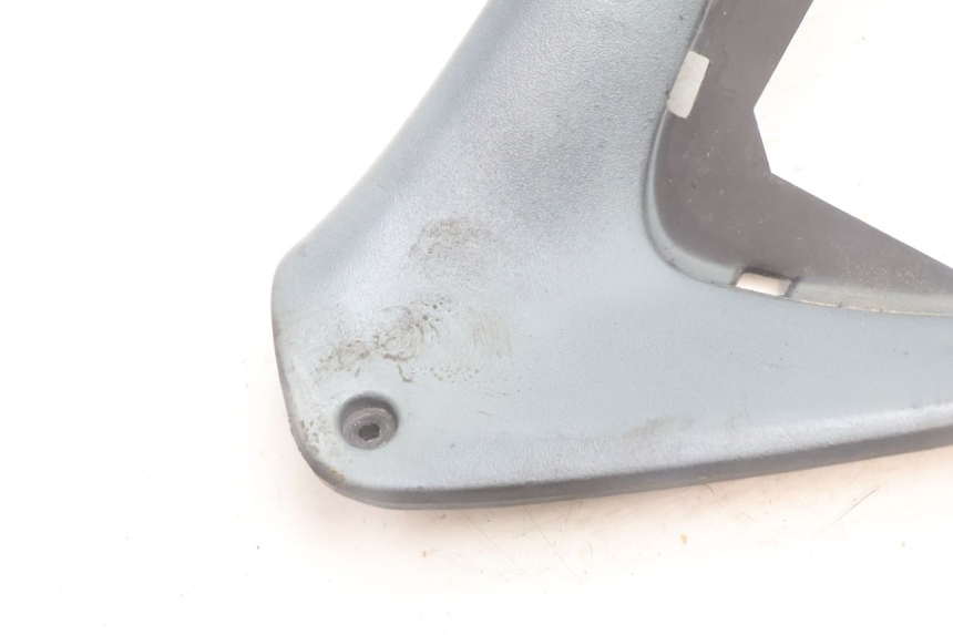 photo de CARENADO LATERAL DELANTERO IZQUIERDO INFERIOR GILERA RUNNER SP 50 (2002 - 2004) - Estado de la superficie y material