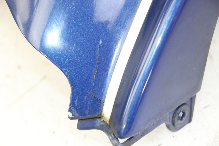 photo de CARENADO DELANTERO IZQUIERDO KAWASAKI ZR7 ZR-7 S 750 (1999 - 2004) - Detalle de la pieza