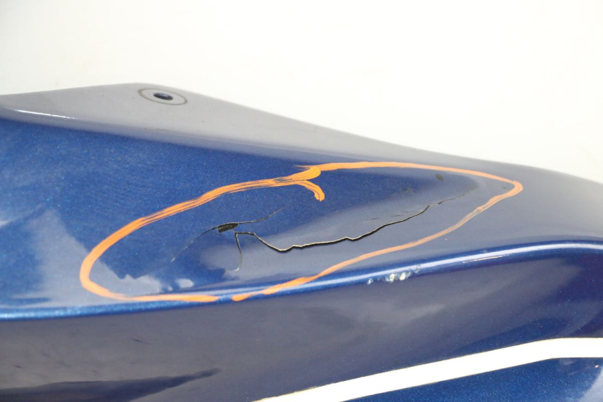 photo de CARENADO DELANTERO IZQUIERDO KAWASAKI ZR7 ZR-7 S 750 (1999 - 2004) - Zoom sobre los componentes