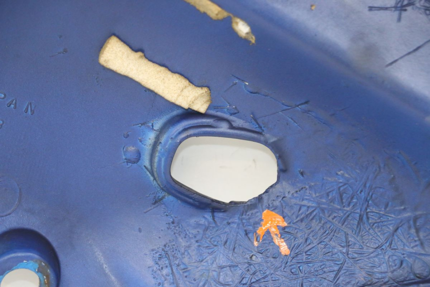 photo de CARENADO DELANTERO IZQUIERDO KAWASAKI ZR7 ZR-7 S 750 (1999 - 2004) - Estado de la superficie y material