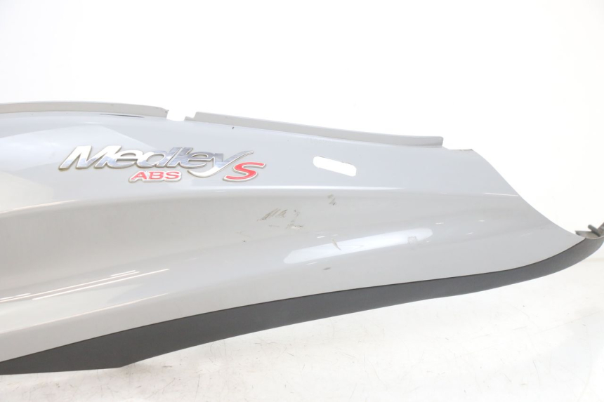 photo de FLANCO LATERAL DELANTERO IZQUIERDO PIAGGIO MEDLEY 125 (2016 - 2023) - Vista general del producto