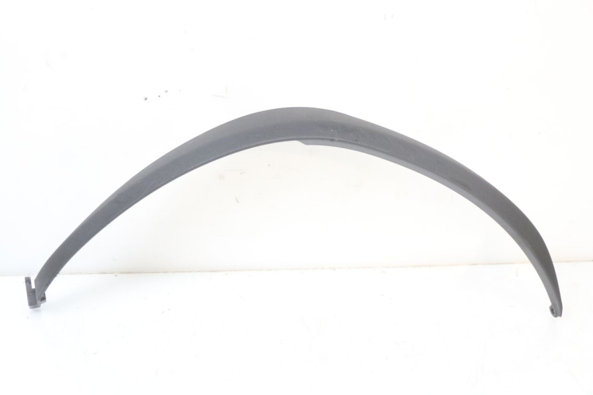 photo de CARENADO DELANTERO IZQUIERDO PIAGGIO MP3 HPE 350 (2018 - 2020) - Primer plano técnico