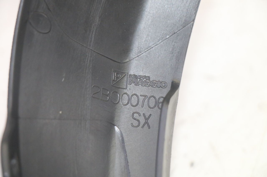 photo de CARENADO DELANTERO IZQUIERDO PIAGGIO MP3 HPE 350 (2018 - 2020) - Vista general del producto