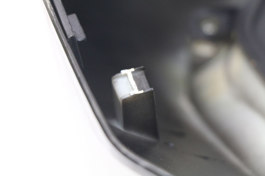 photo de CARENADO DELANTERO IZQUIERDO YAMASAKI MSX 50 (2013 - 2022) - Estado de la superficie y material