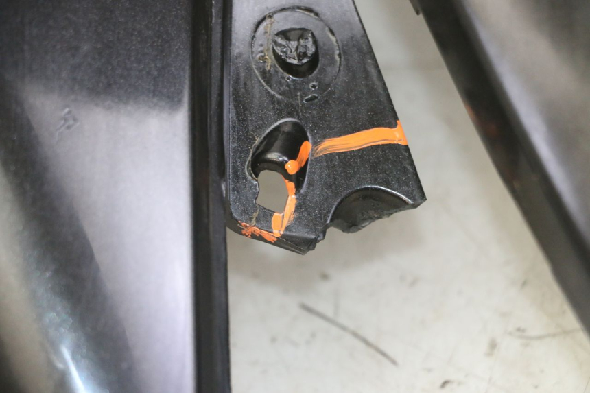 photo de CARENADO DELANTERO IZQUIERDO HONDA NTV DEAUVILLE ABS 700 (2007 - 2016) - Perfil de la pieza de repuesto