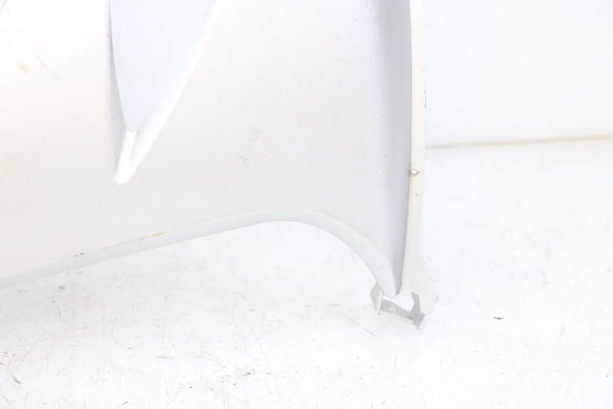 photo de CARENADO DELANTERO IZQUIERDO PEUGEOT CITYSTAR 2T 50 (2018 - 2021) - Inspección visual detallada