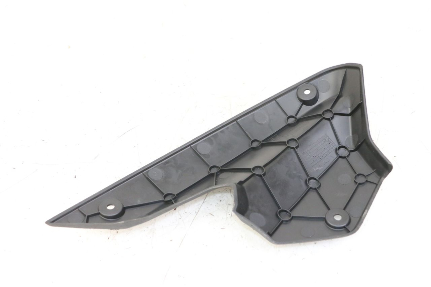 photo de CARENADO DELANTERO IZQUIERDO PEUGEOT KISBEE 4T 50 (2018 - 2022) - Zoom estado de uso