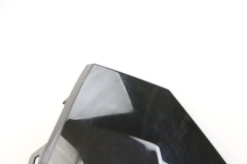 photo de CARENADO DELANTERO IZQUIERDO PEUGEOT TWEET 4T 50 (2023 - 2025) - Zoom sobre los componentes