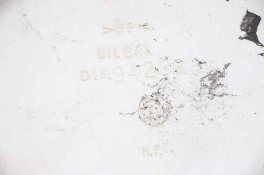 photo de FLANCO LATERAL DELANTERO IZQUIERDO GILERA RK 50 (1996 - 1999) - Zoom estado de uso