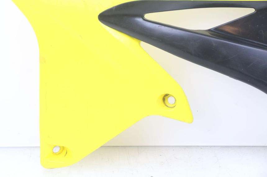 photo de FLANCO LATERAL DELANTERO IZQUIERDO SUZUKI RM-Z RMZ 250 (2010 - 2016) - Detalles de los puntos de fijación