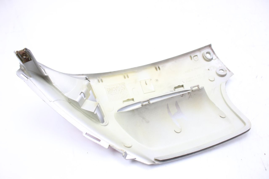 photo de FLANCO LATERAL DELANTERO IZQUIERDO PEUGEOT SPEEDFIGHT LC 50 (1996 - 2002) - Primer plano técnico