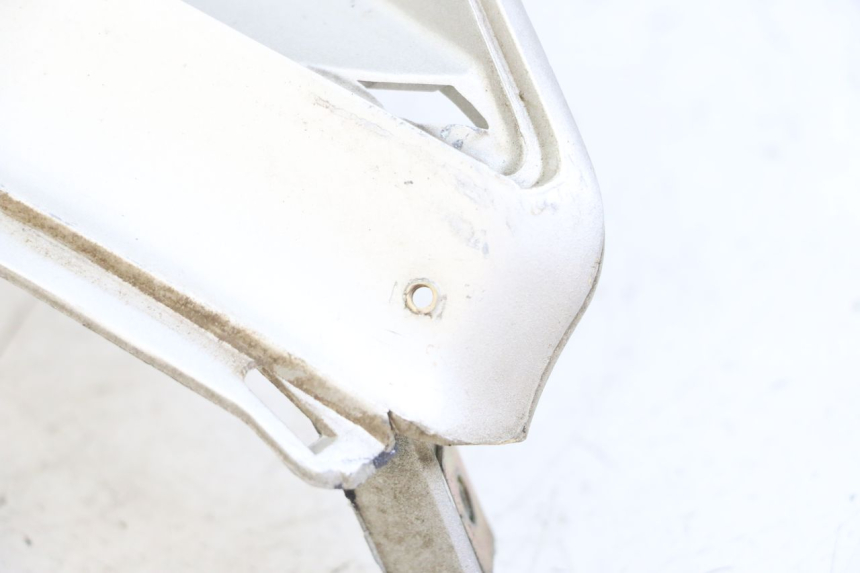 photo de FLANCO LATERAL DELANTERO IZQUIERDO PEUGEOT SPEEDFIGHT 100 (1997 - 2007) - Detalles de los puntos de fijación