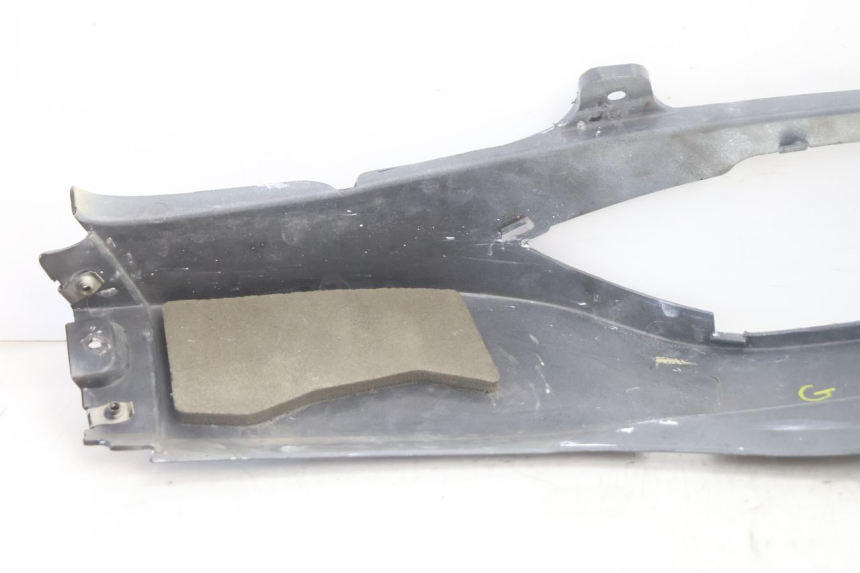 photo de CARENADO DELANTERO IZQUIERDO CAN-AM SPYDER RS 1000 (2008 - 2012) - Estado de la superficie y material