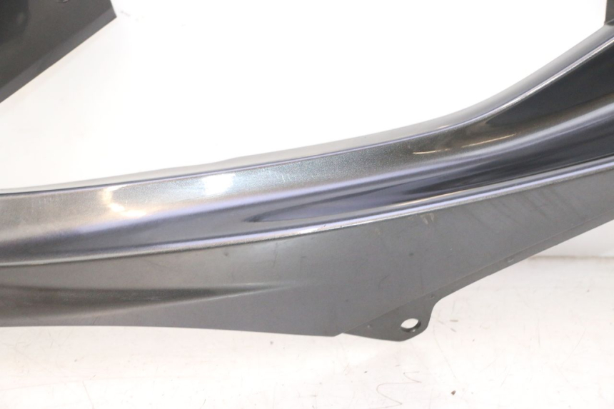 photo de CARENADO LATERAL DELANTERO IZQUIERDO SUPERIOR YAMAHA YZF R6 600 (2008 - 2009) - Zoom estado de uso