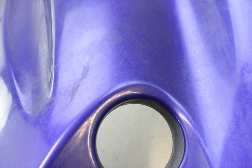 photo de CARENADO DELANTERO IZQUIERDO YAMAHA WAVE RUNNER GP R 1200 (2000 - 2003) - Zoom sobre los componentes