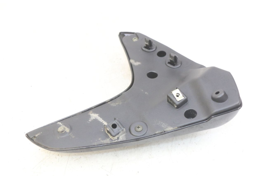 photo de FLANCO LATERAL DELANTERO IZQUIERDO SYM WOLF SB 125 (2011 - 2018) - Zoom estado de uso