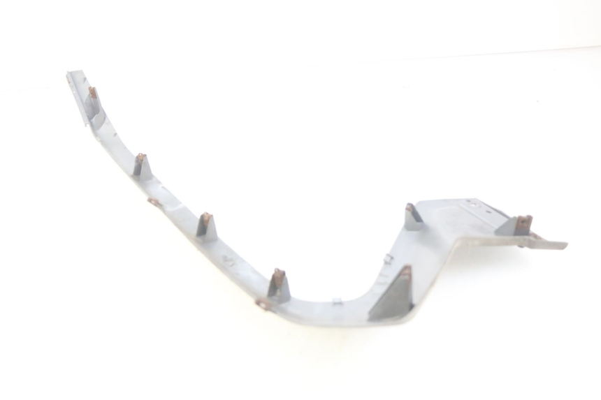 photo de FLANCO LATERAL DELANTERO IZQUIERDO YAMAHA XMAX X-MAX 125 (2006 - 2009) - Zoom estado de uso