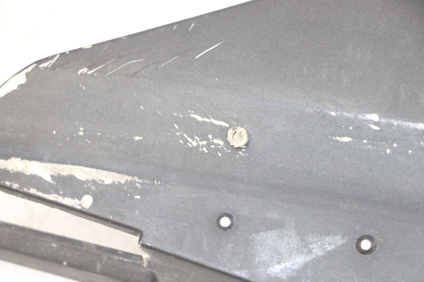 photo de CARENADO DELANTERO IZQUIERDO YAMAHA X-MAX XMAX ABS 250 (2010 - 2014) - Detalles de los puntos de fijación