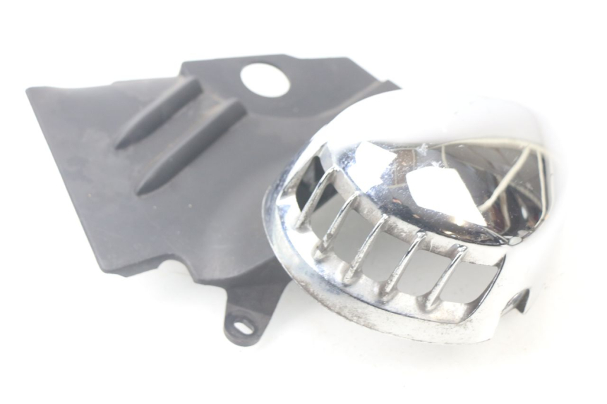 photo de CARENADO DELANTERO IZQUIERDO YAMAHA YBR CUSTOM 125 (2008 - 2010) - Primer plano técnico