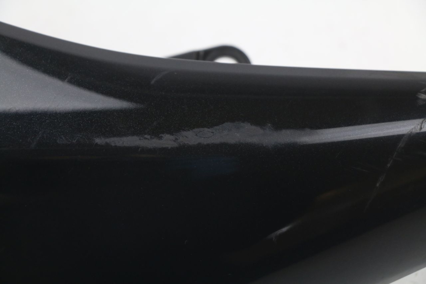 photo de CARENADO DELANTERO IZQUIERDO KAWASAKI Z ABS 750 (2007 - 2013) - Detalles de los puntos de fijación