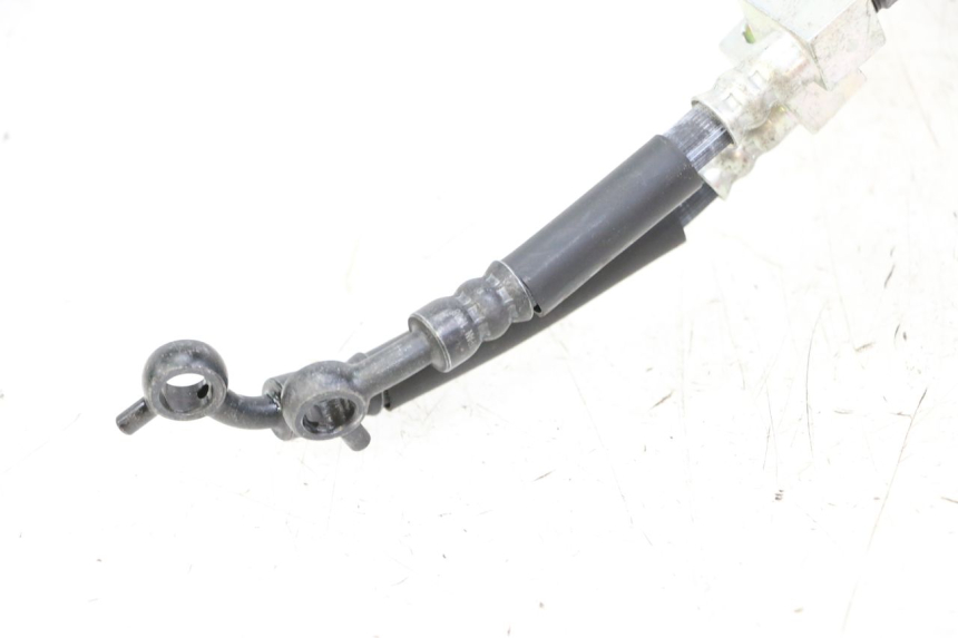 photo de MANGUERA DE FRENO TRASERO YAMAHA TRACER 7 700 (2020 - 2024) - Detalles de los puntos de fijación
