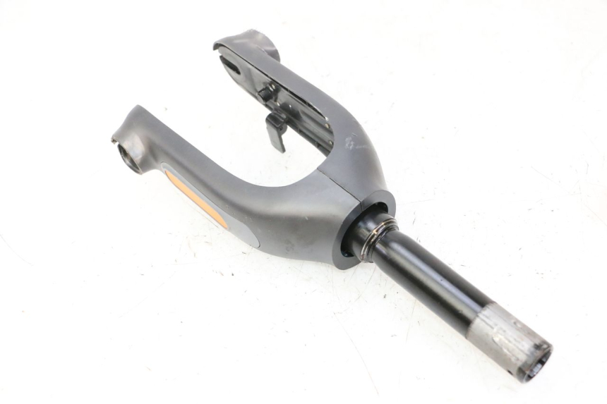 photo de HORQUILLA SEGWAY NINEBOT F65I 1 - Detalles de los puntos de fijación