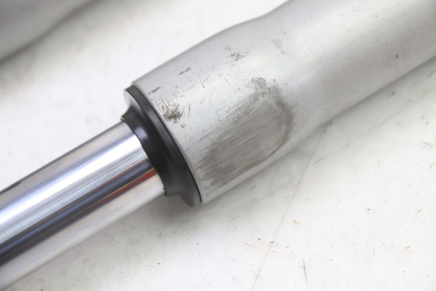 photo de HORQUILLA PIAGGIO LIBERTY 4T 50 (2009 - 2015) - Recambio usado revisado