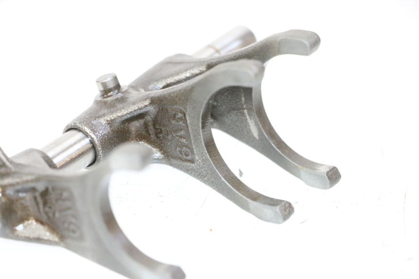 photo de CAJA CAMBIOS HORQUILLA HONDA CBR RR FIREBLADE 900 (1992 - 1994) - Detalles de los puntos de fijación